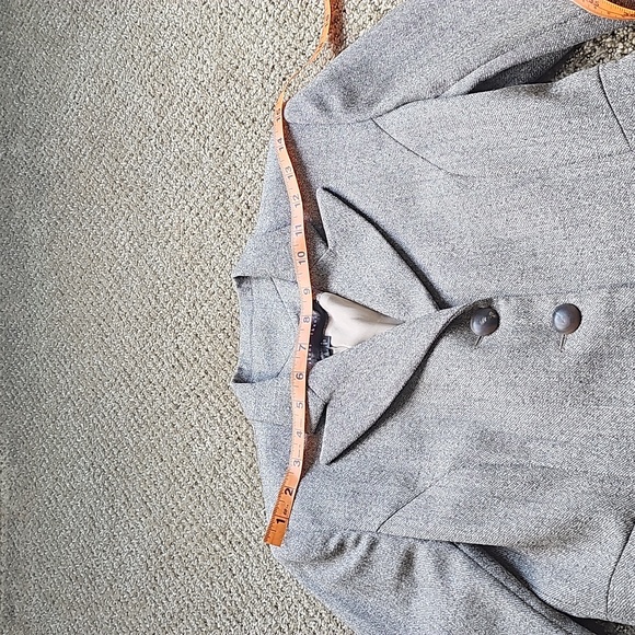 Theyskens' theory ladies wool nylon blend blazer . Brand new condition. Size 2 - Picture 6 of 12